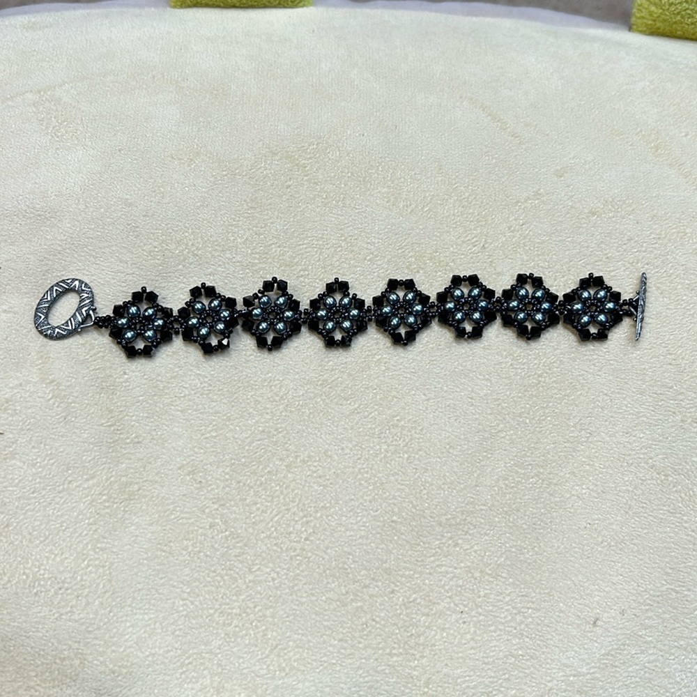 Beautiful beaded vintage bracelet